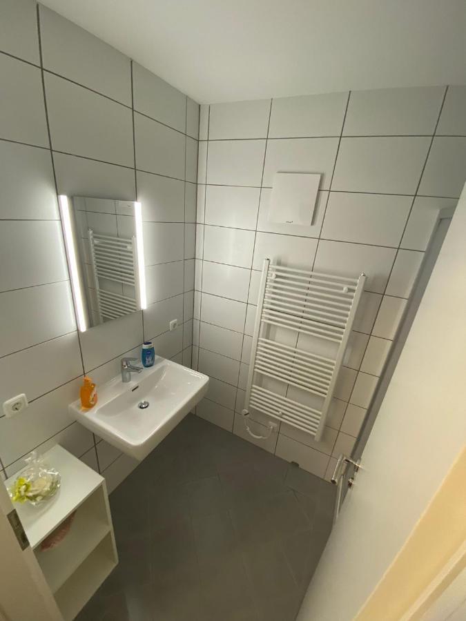 Babsi Appartments - Leben Am Land Вельс Экстерьер фото
