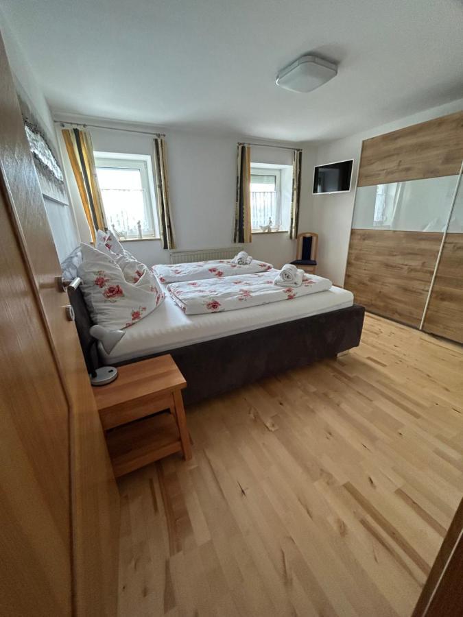 Babsi Appartments - Leben Am Land Вельс Экстерьер фото